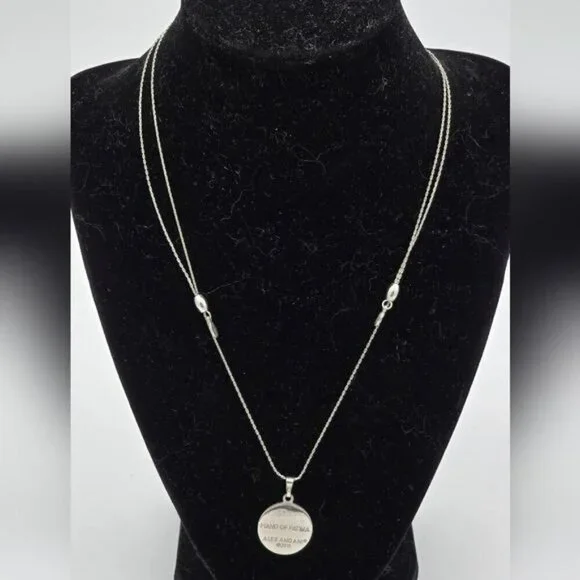 Alex and Ani Silver Tone Green Enamel Hand of Fatima Adjustable Charm Necklace - Picture 3 of 6